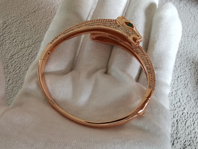 Full view of Cartier unisex jewelry piece