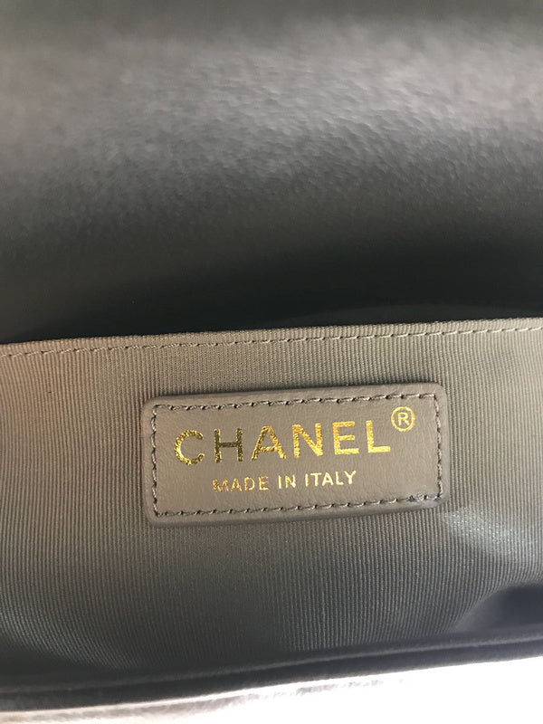  mid purse view 3