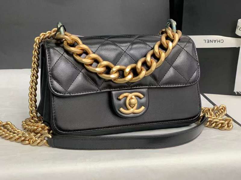 Zivas Charm Refined Everyday Style Designer Handbag (Thoughtfully Structured Design) – Front View