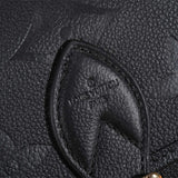  shoulder bag interior and compartment view