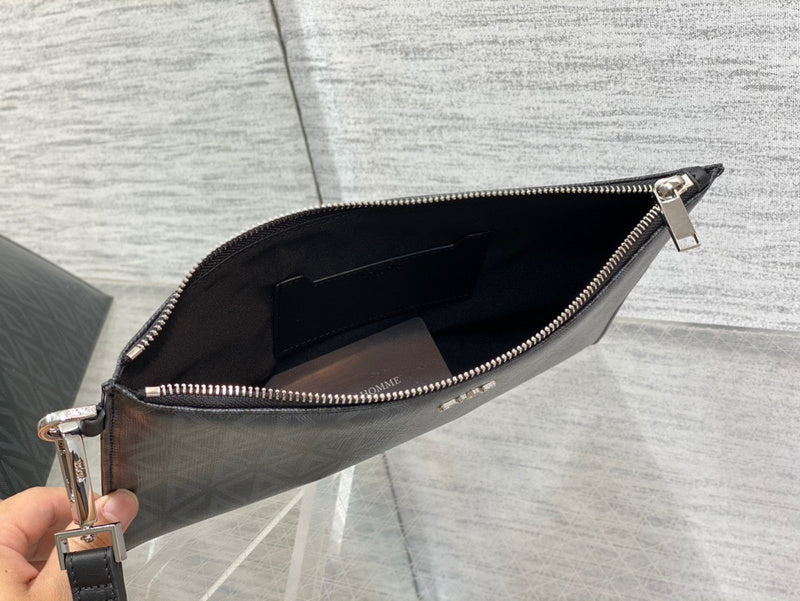 Back view of premium modern women's handbag – women's designer-style accessory