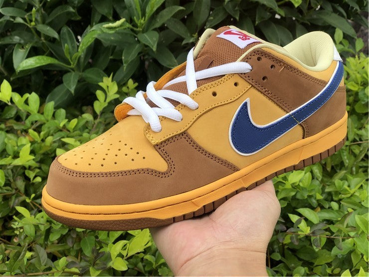 Nike Men's & Women's Iconic Street Trainers — Style 191 back view