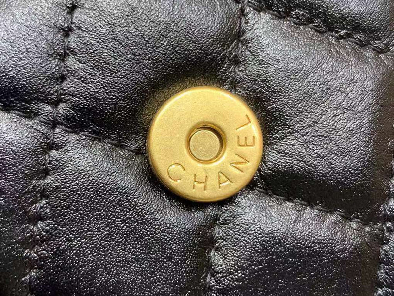  handbag, compact everyday style, image 6