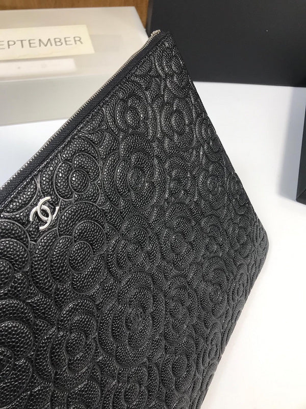 Zivas Charm Signature Style Everyday Handbag (Contemporary Shape Language) – Angled View