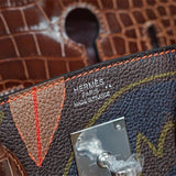  effortless crossbody bag detail view showing craftsmanship 14