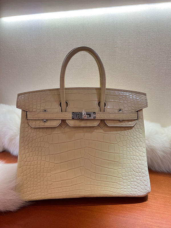 Versatile bag women's premium everyday handbag