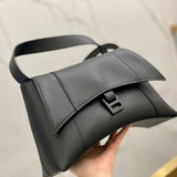Ziva's Charm handbag – detail view (one versatile size)