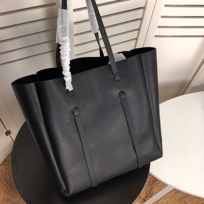 Zivas Charm Signature Style Statement Handbag (Polished Everyday Piece) – Full Silhouette