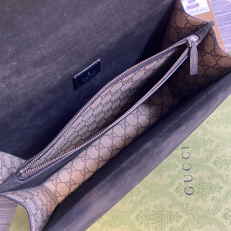 Close-up detail of everyday-luxe elevated women's handbag – women's luxury handbag
