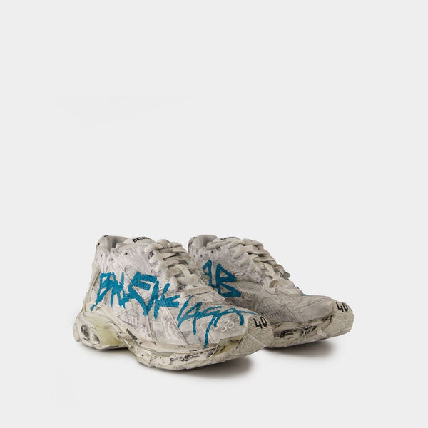 Balenciaga Shoes? BALENCIAGA Unisex Runner Sneakers FW24 Edition Luxury Lifestyle Designer Footwear