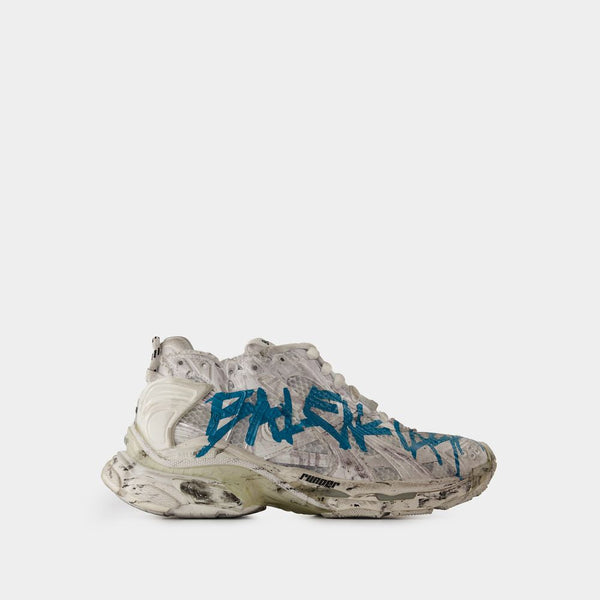 Balenciaga Shoes? BALENCIAGA Unisex Runner Sneakers FW24 Edition Luxury Lifestyle Designer Footwear