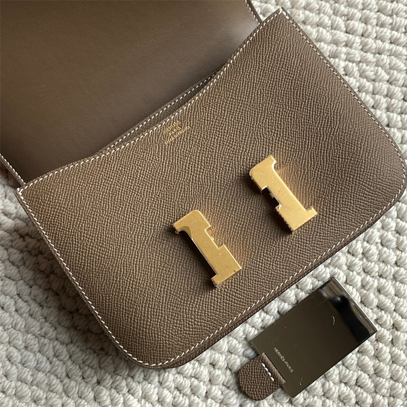 Streamlined bag shown from front angle