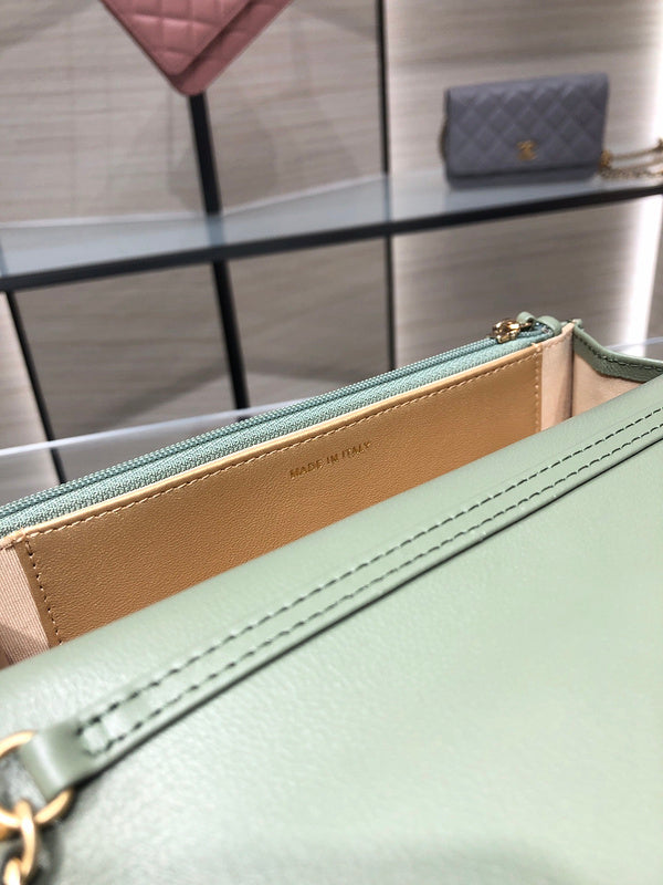  handbag, mid everyday style, image 3