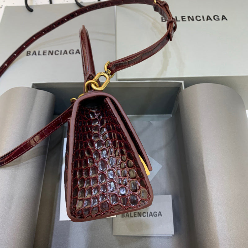 Refined Premium PU Leather Handbag - Statement Silhouette | Women's Everyday Carry Handbag #560 - back view (image 4) of designer-inspired handbag