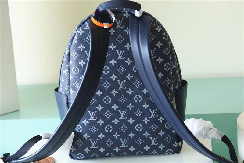  clean-lined everyday bag detail view showing craftsmanship