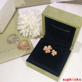 Side view of Van Cleef & Arpels unisex jewelry piece