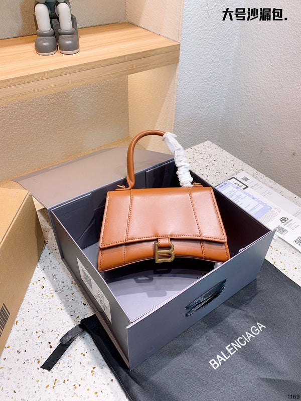 Ziva's Charm handbag – lifestyle view (one versatile size)