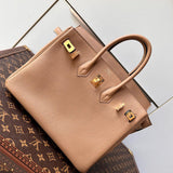  modern shoulder bag detail view showing craftsmanship 32