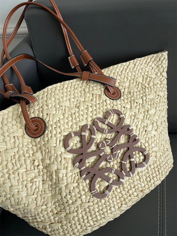 Ziva's Charm handbag – side angle view (40cm*25cm*13cm)