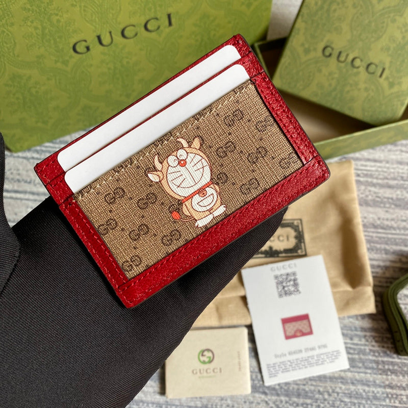 Front view of chic statement women's handbag – women's everyday handbag