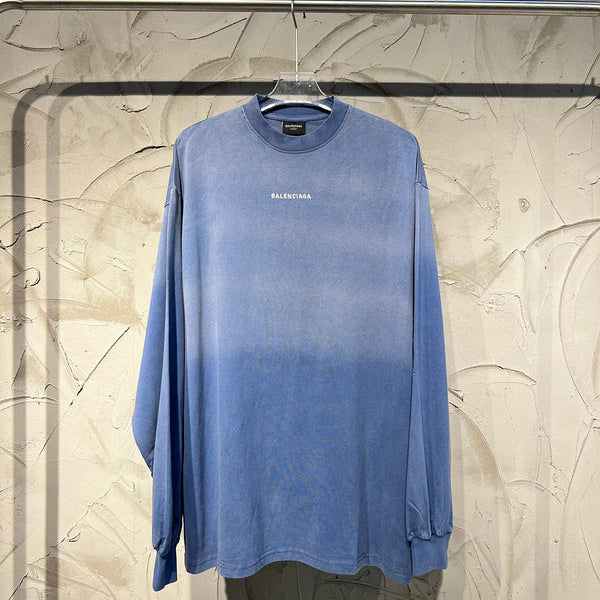 Side profile view of Balenciaga luxury piece style No.046