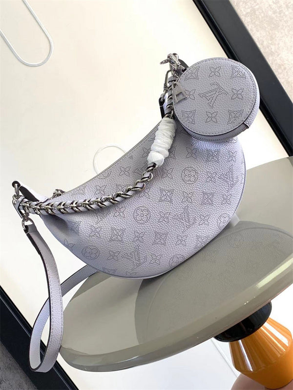  everyday bag interior and compartment view 21