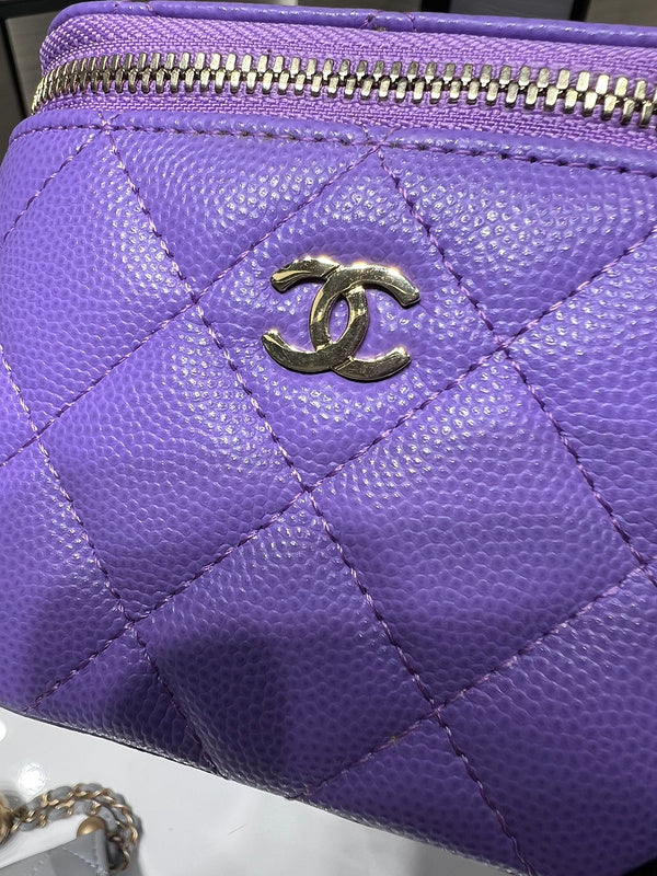  women's handbag, versatile design, view 2