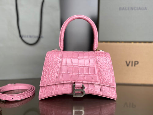 Zivas Charm Effortless Elegance Statement Handbag (Refined Practical Design) – Front View 2