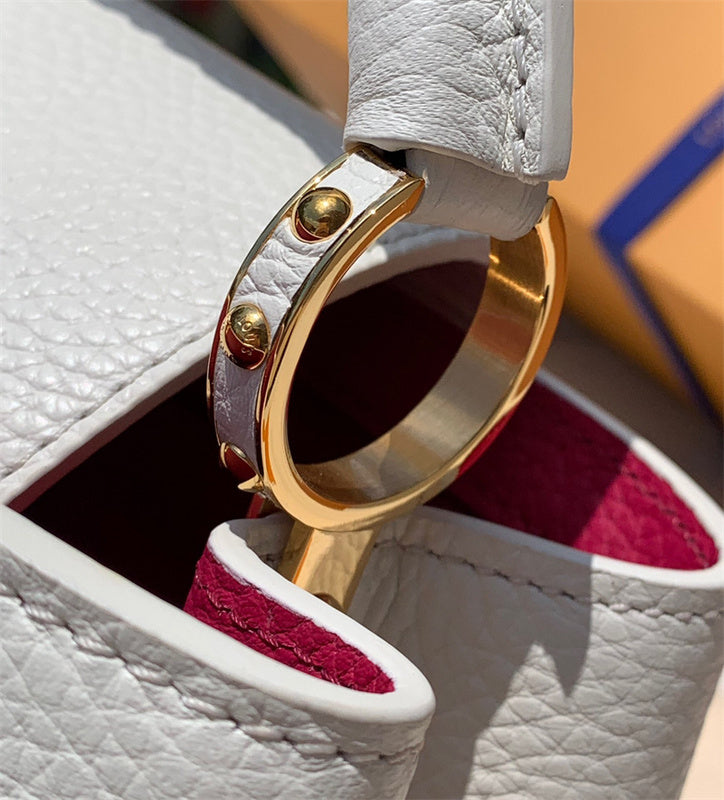  curated everyday bag styled with outfit 30