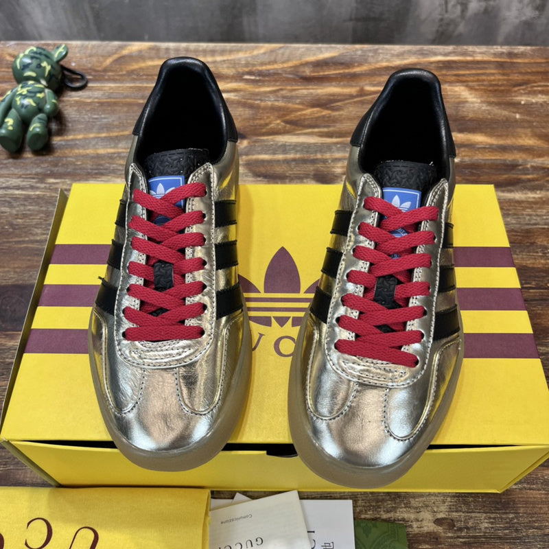 Gucci all-black luxury sneakers view 8 everyday casual design