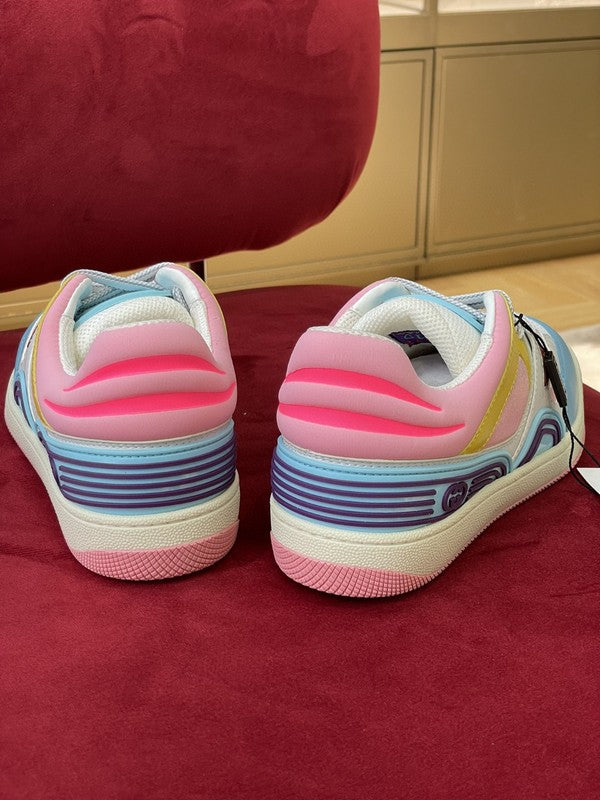 Gucci classic monochrome luxury sneakers view 7 heritage-inspired look