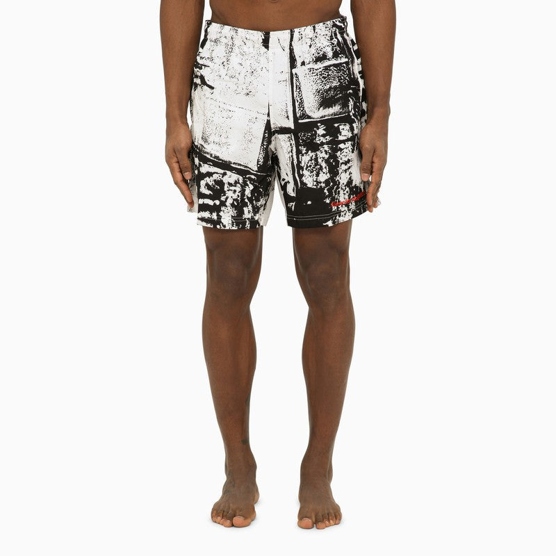 Alexander McQueen Shorts? Alexander Mcqueen Abstract Print Swim Shorts With Logo Men Everyday Lightweight Designer Shorts