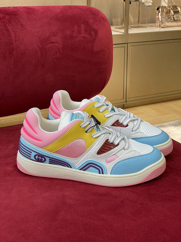 Gucci classic monochrome luxury sneakers view 11 heritage-inspired look