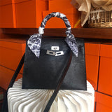  crossbody bag interior and compartment view 9