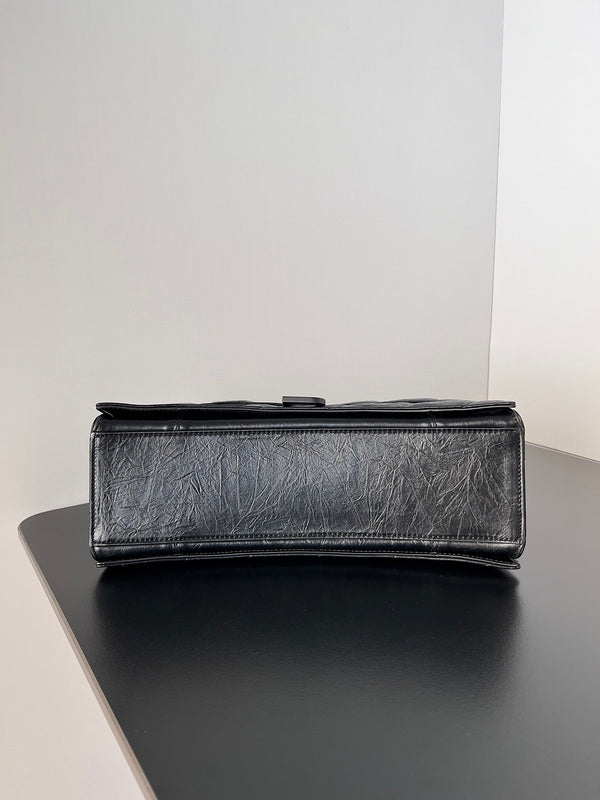 Zivas Charm Effortless Sophistication Fashion Handbag (Thoughtfully Structured Design) – Full Silhouette