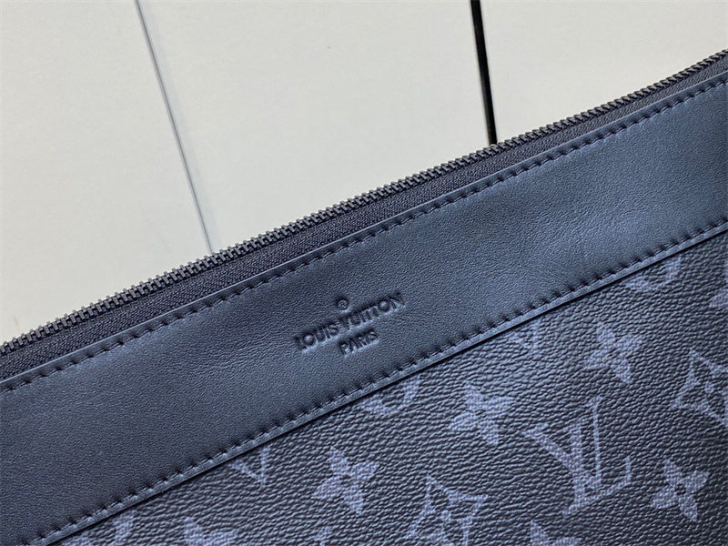  everyday crossbody bag detail view showing craftsmanship