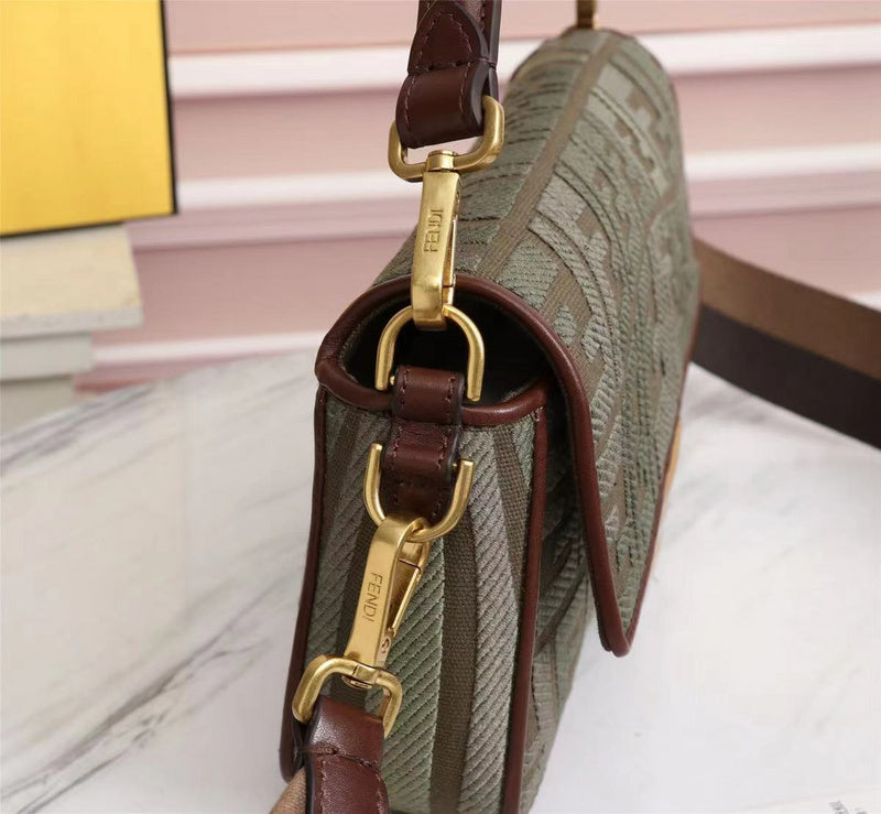Ziva's Charm handbag – interior view (Standard Size)