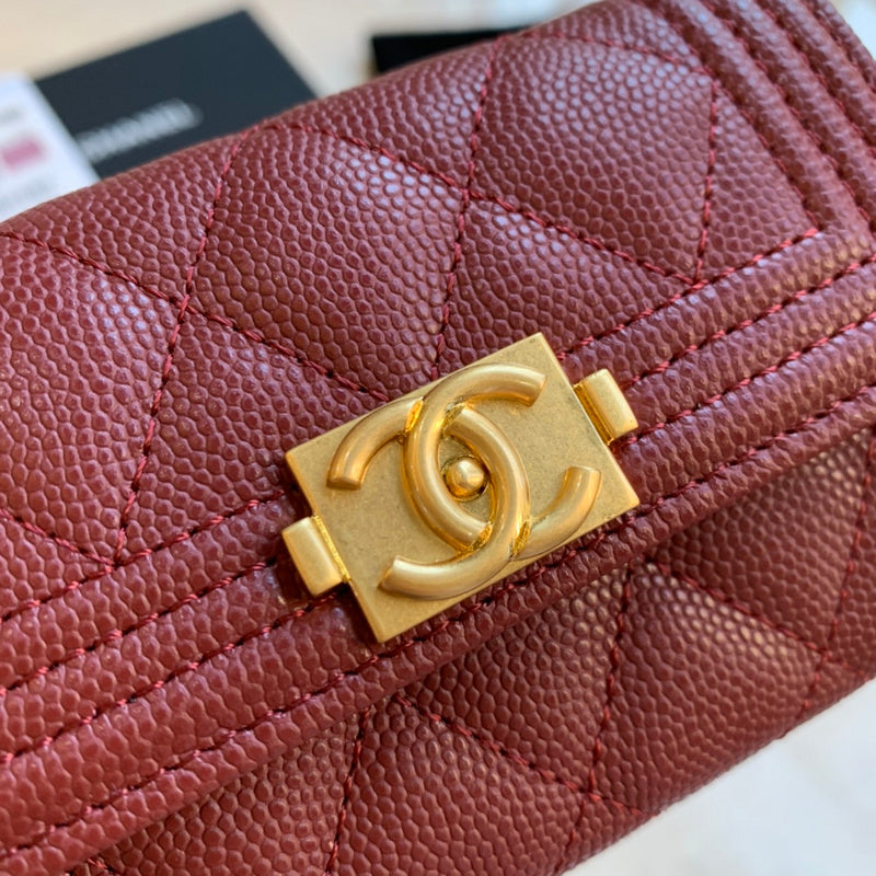Zivas Charm Understated Luxury Everyday Handbag (Thoughtfully Structured Design) – Detail View