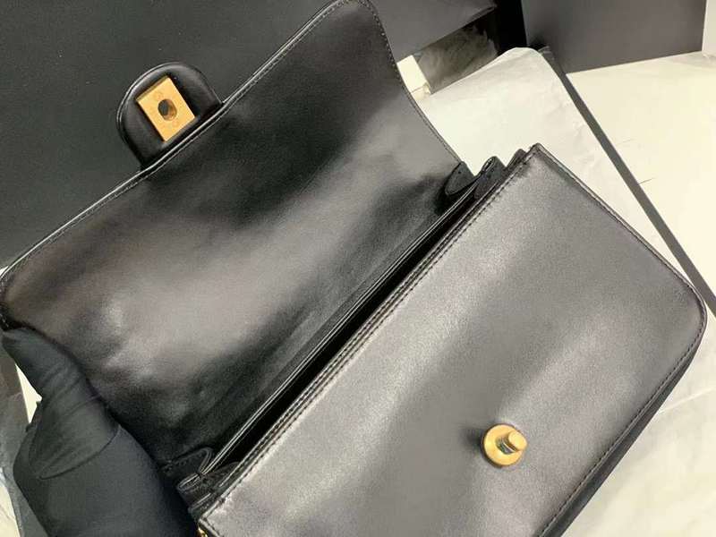 Zivas Charm Sleek Silhouette Designer Handbag (Elevated Accessory Essential) – Full Silhouette