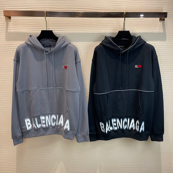 Three-quarter angle view of Balenciaga luxury piece style No.204