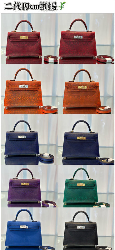  Clean-Lined carryall bag front view