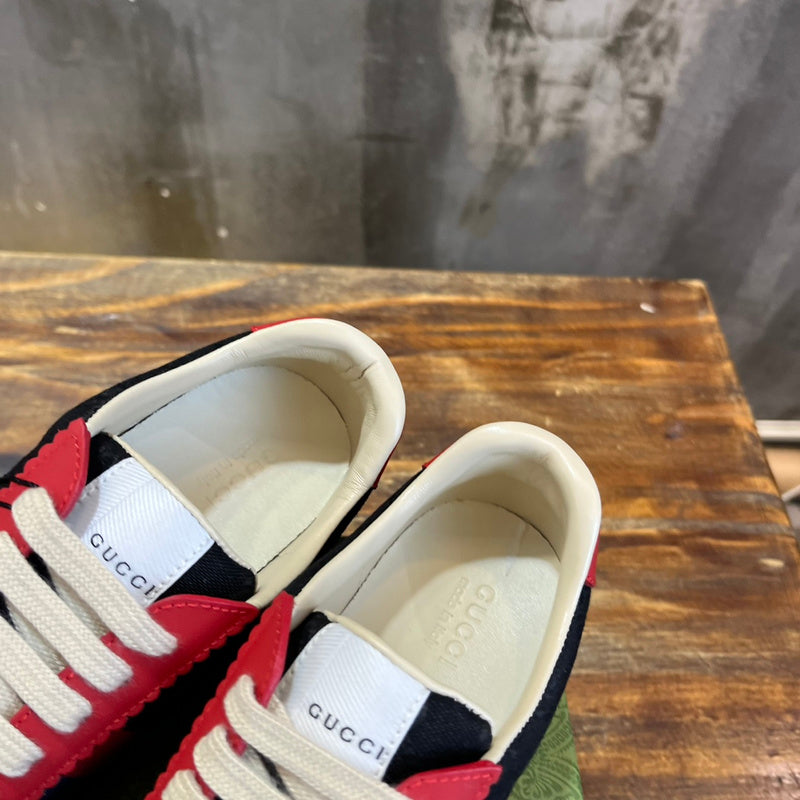 Gucci all-black luxury sneakers view 6 everyday casual design
