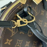  Timeless shopper bag carried on shoulder 22