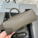 Sleek Faux Leather Handbag - Premium Craftsmanship Detailing | Women's Designer-Inspired Purse #326 - hardware and detail close-up (image 5) of designer-inspired handbag