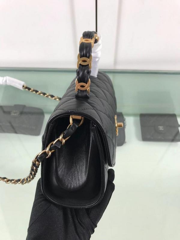 Zivas Charm Modern Edge Fashion Handbag (Versatile Style Statement) – Styled Look