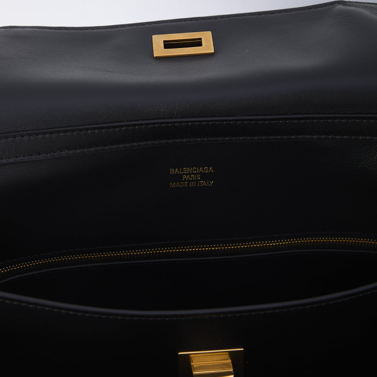 Balenciaga Bags? BALENCIAGA Rodeo Medium Handbag in Smooth Leather Elegant Everyday Designer Handbag