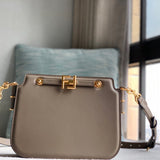Ziva's Charm handbag – front view (26.5cm*19cm*10cm)