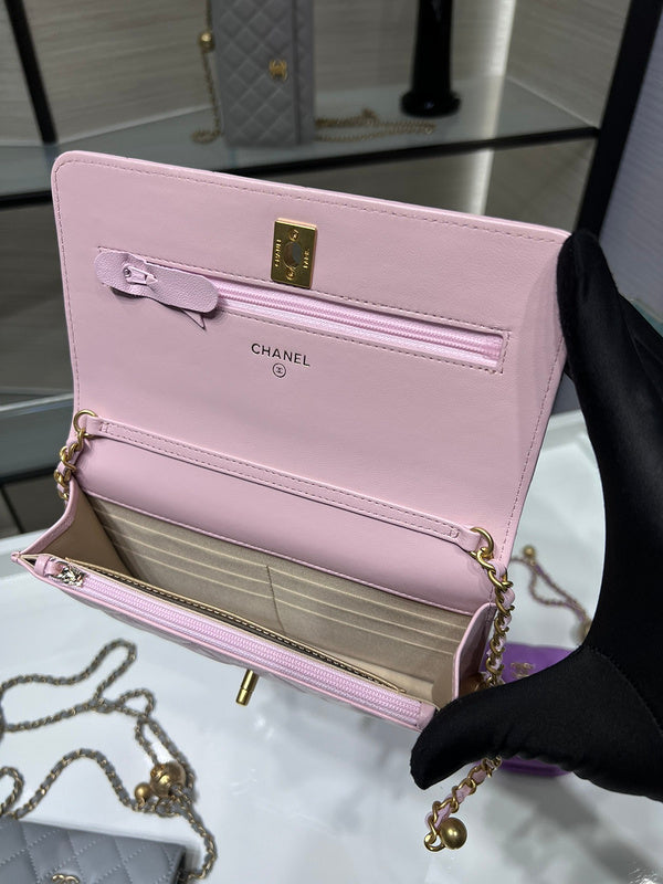 Zivas Charm Modern Minimalist Look Designer Handbag (Everyday Luxury Essential) – Interior View