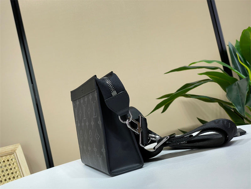  carryall bag interior and compartment view 9
