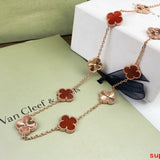 Close-up detail view of Van Cleef & Arpels unisex jewelry piece